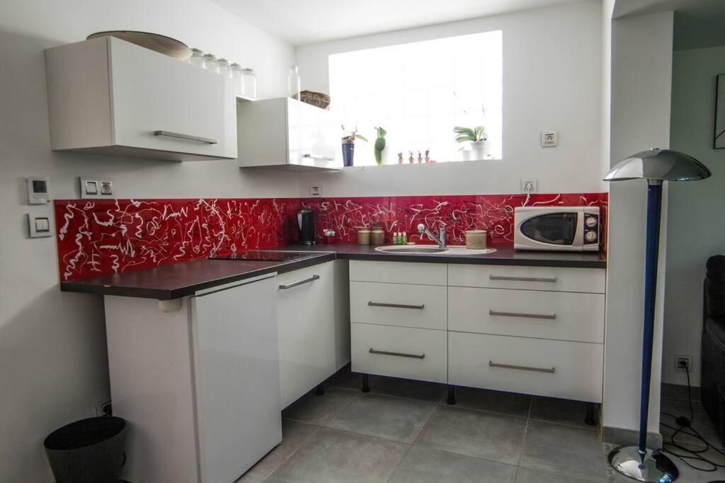 Appartement Avec Jardin Interieur 4 Pers Centre Ville Nemours Extérieur photo